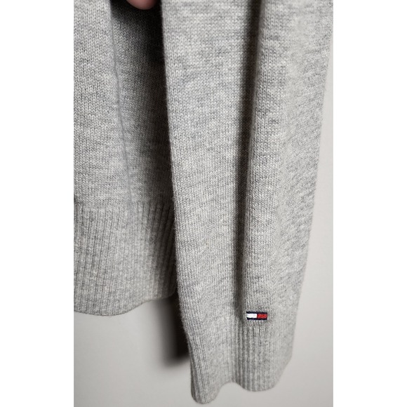 Tommy Hilfiger Men's V-Neck Argyle Sweater Gray Red Black Size L Acadamia Cotton - Picture 4 of 8